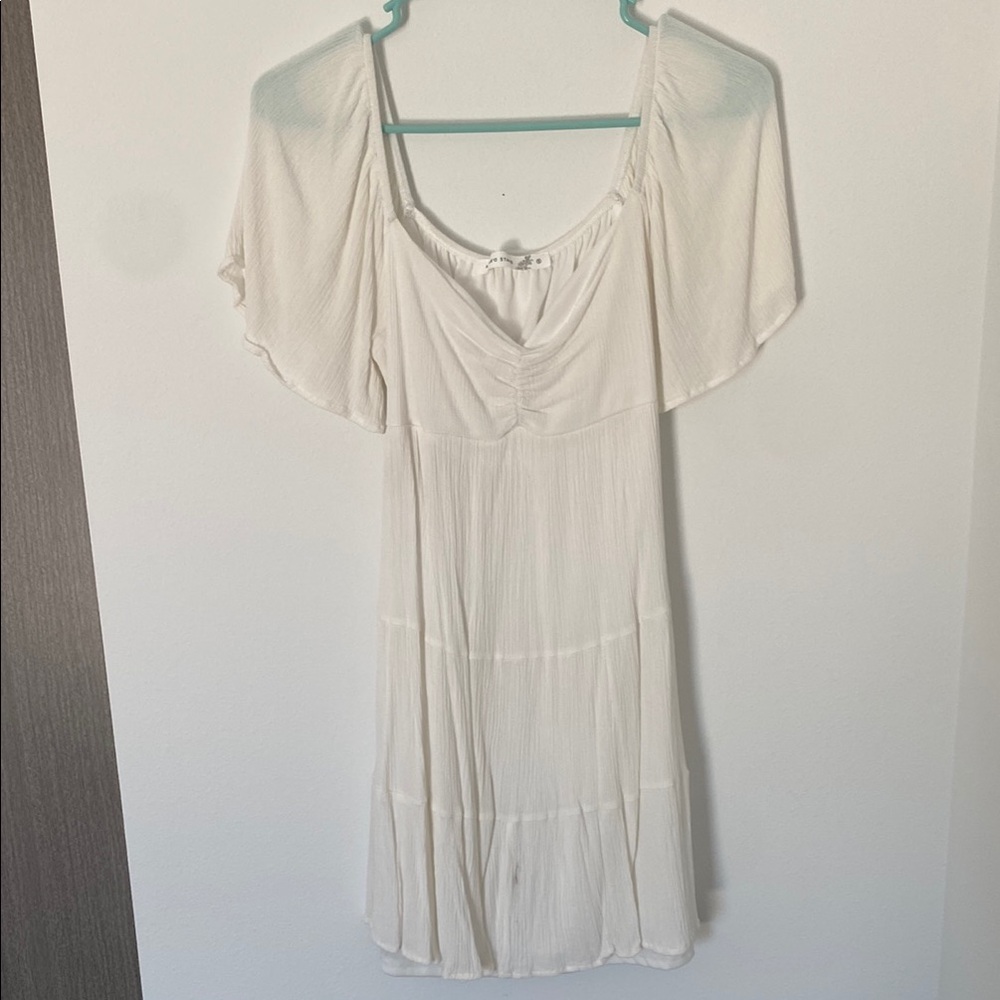 Altar'd State White flowy dress